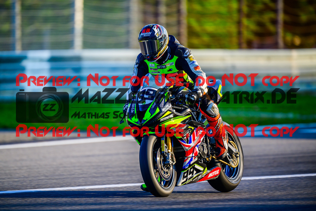 MaZZes_FotoMatrix_240901_6007705_4396 | SSP600