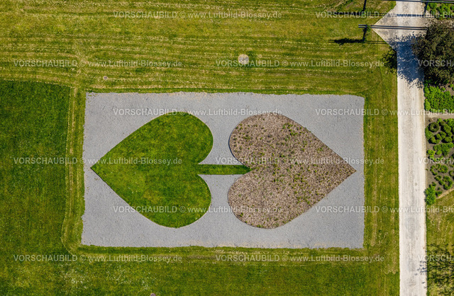 Gelsenkirchen230510890 | Luftbild, Nordsternpark, verbindende Herzen auf der Wiese, Horst, Gelsenkirchen, Ruhrgebiet, Nordrhein-Westfalen, Deutschland