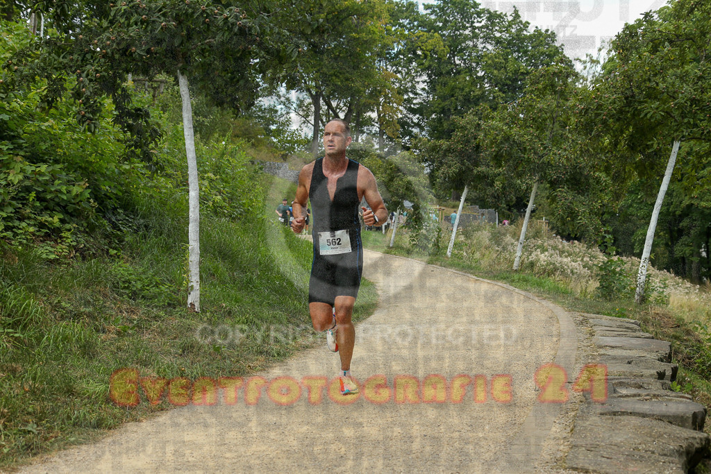 250824_1419_EX1_5768 | Sportfotografie im Rhein-Sieg Kreis, Köln, Bonn, NRW, Rheinland Pfalz, Hessen, etc. Unser Tätigkeitsfeld umfasst den Laufsport vom Volkslauf über den Marathon, Duathlon, Triathon bis zum Ultralauf wie Kölnpfad Ultra oder Schindertrail.