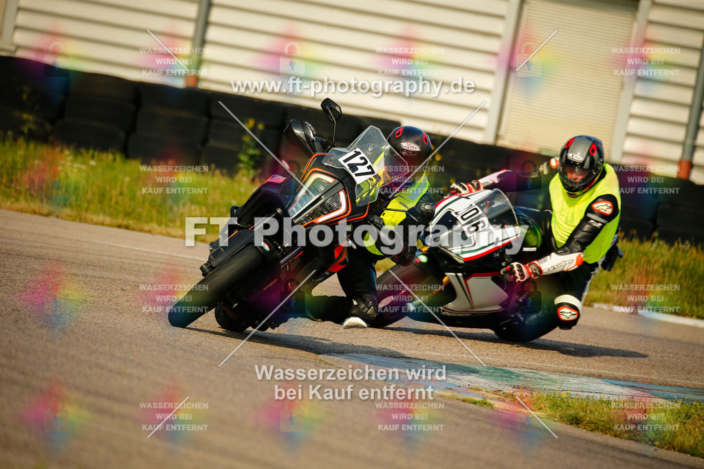 _MOT5377 | Hier findet Ihr Bilder von Touristenfahrten auf der Nürburgring Nordschleife oder von anderen Veranstaltungen die ich besucht habe. Viel Spass beim Durch Schauen 