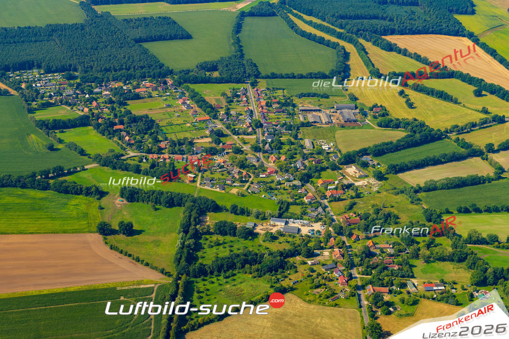 Vs Google Maps Hoort - Die Luftaufnahme wurde 2025 vom UL-Flugzeug heraus erstellt ( keine Drohnenaufnahme ) - Hochauflösende Luftaufnahme - für Wandbilder und großformatige Ausdrucke geeignet. Das besondere Geschenk!Hier alle&nbsp;Infos zur Lizenzierung der LuftaufnahmeWir fliegen auch dieses Jahr wieder in Ihre Region um Luftbilder zu erstellen.- Luftbild anfragen