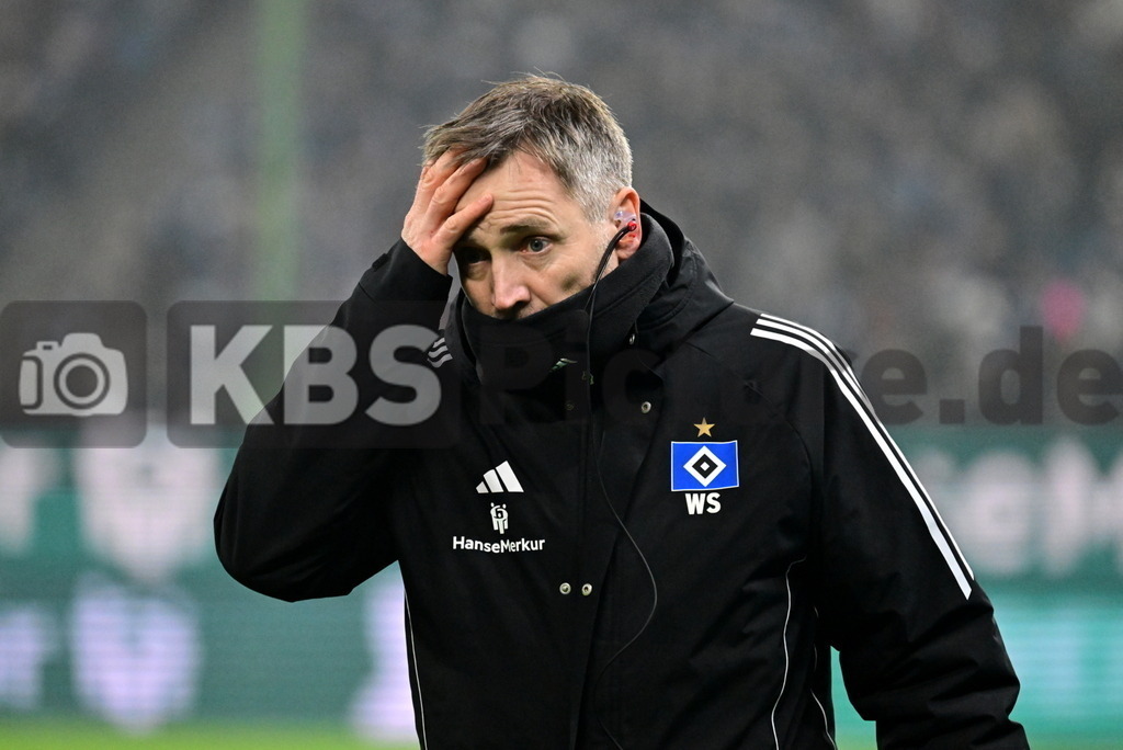 KBS Picture_HSV-Frankfurt_046 | Dr. Schillings Wolfgang Teamarzt (HSV) ,Sportplatz :  Volksparkstadion, - Realisiert mit Pictrs.com