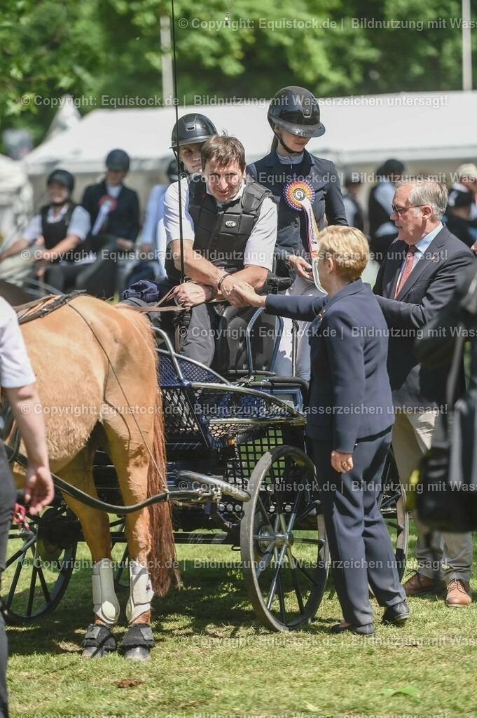 20230528_Jump-and-Drive_0232 | equistock