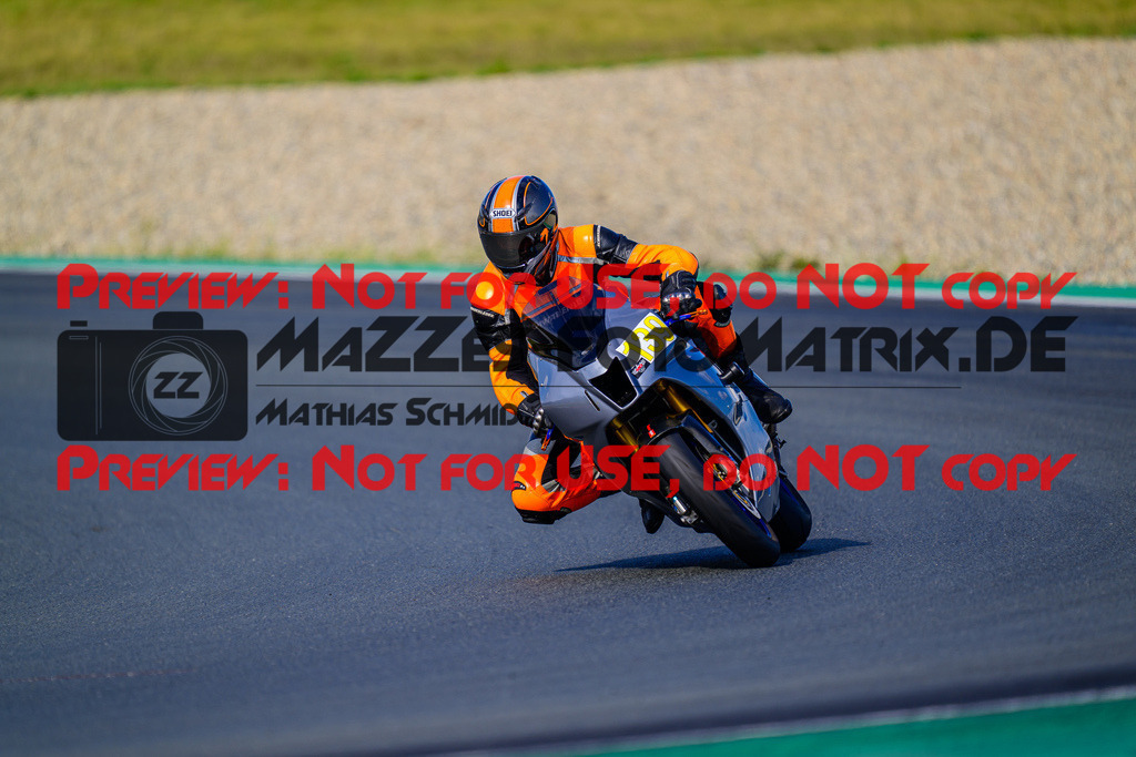 MaZZes_FotoMatrix_240724_6007705_2-402 | GELB