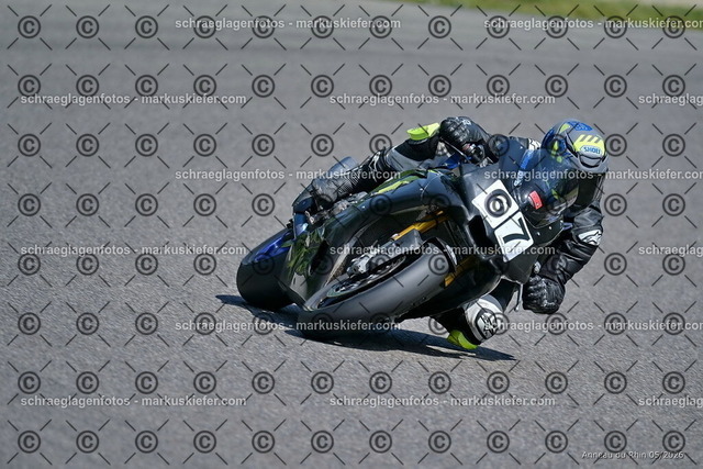26BT02-1120 | markuskiefer.com - Realisiert mit Pictrs.com