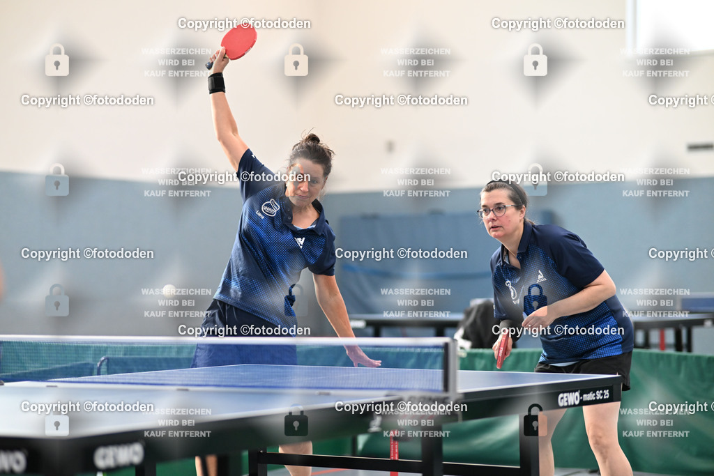 DSC_0256 | Liane Frerichs-Janssen (links) mit Birgit Schubert (rechts)