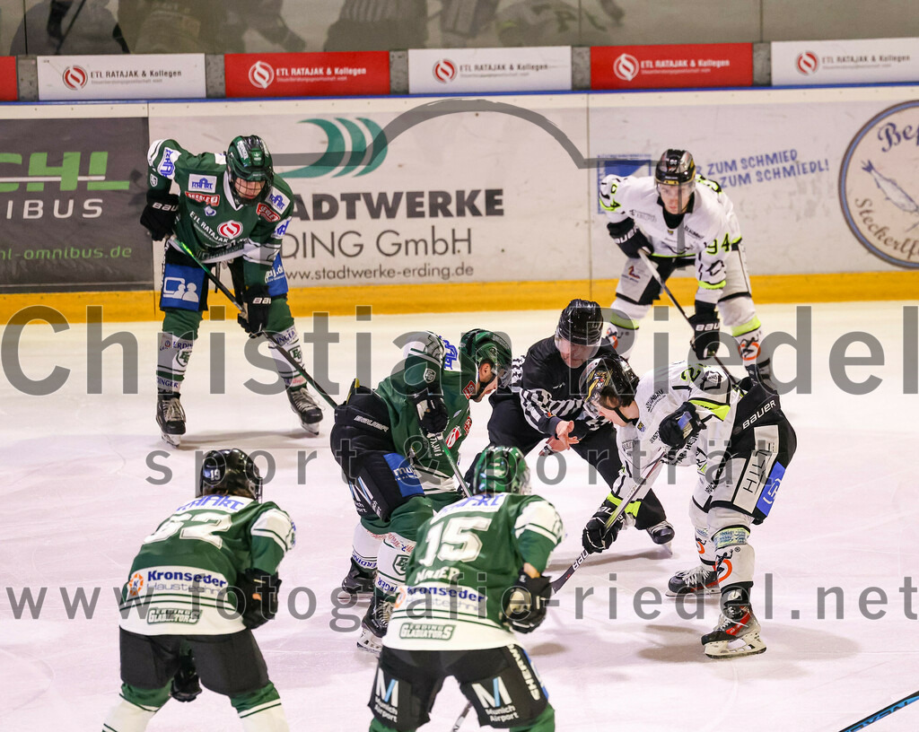 2024-02-02_074_TSV_Erding_gegen_ERSC_Amberg | Erding, Deutschland, 02.02.2024:
Eishockey, Bayernliga Vorrunde 2023 / 2024, 30. Spieltag, TSV Erding gegen ERSC Amberg, Endergebnis: 1:0

Foto: Christian Riedel / fotografie-riedel.net