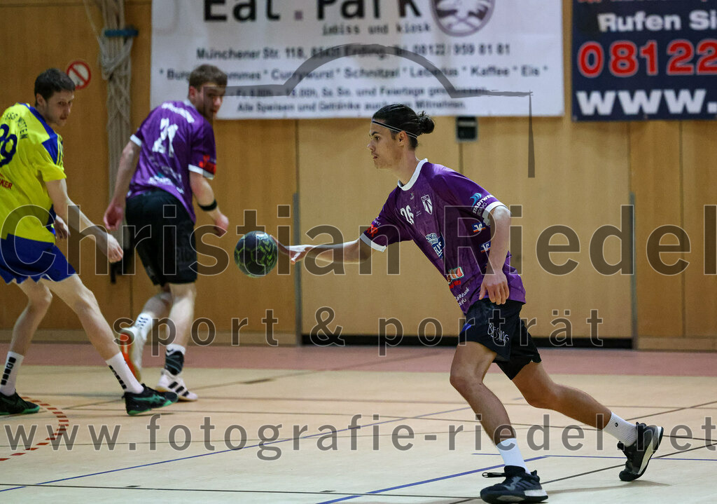 2023-03-11_018_SpVgg_Altenerding_gegen_SSG_Metten | Erding, Deutschland, 11.03.2023:
Handball, Bezirksoberliga Männer 2022 / 2023, 17. Spieltag, SpVgg Altenerding gegen SSG Metten, Endergebnis: 26:22

Luis Leitner (SpVgg Altenerding, #26)

Foto: Christian Riedel / fotografie-riedel.net