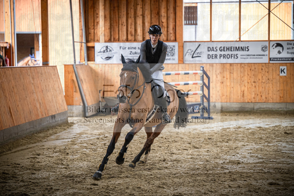 DOS_0911 | Entdecke hochwertige Reitturnierfotos von Foto Oger. Professionell, emotional und authentisch – jetzt Lieblingsmomente im Shop bestellen.Deutschlandweite Turnierfotografie. - Realisiert mit Pictrs.com