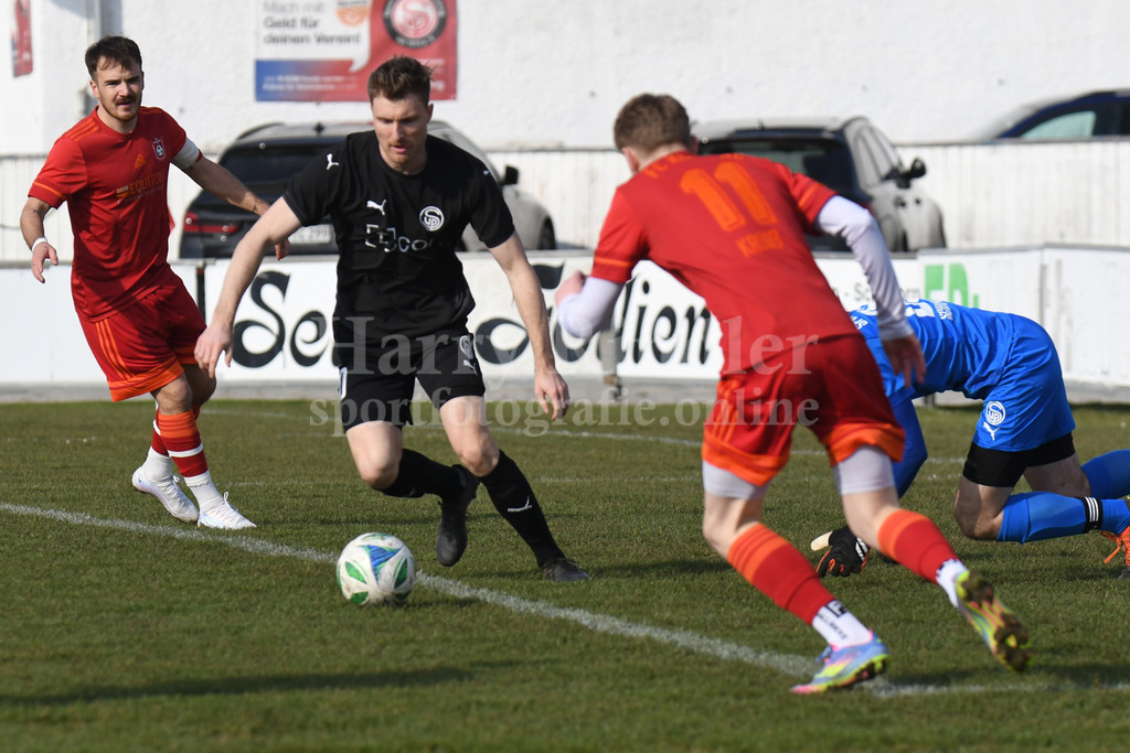 SpVgg Plattling : FC Künzing | Tobias Eckl ( Trainer SpVgg Plattling) - Realisiert mit Pictrs.com