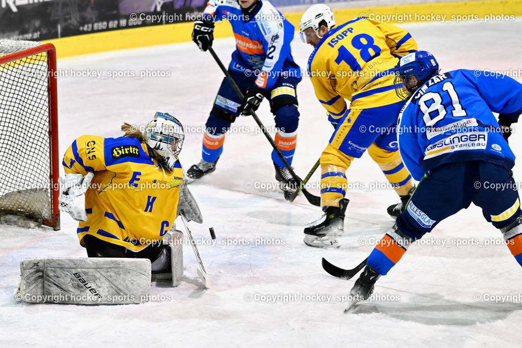 ESC SPARKASSE STEINDORF vs. EHC Althofen | #1 Adamitsch Anja EHC Althofen, #18 Isopp Maximilian Oliver EHC Althofen, #81 Cimzar Tadej ESC Steindorf, ESC SPARKASSE STEINDORF vs. EHC Althofen, ESC SPARKASSE STEINDORF vs. EHC Althofen am 06.03.2026 in Steindorf (Ossiachersee Halle), Austria, (Photo by Bernd Stefan)