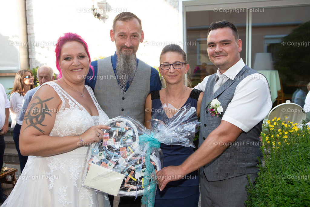 KERSTINFREDYHOCHZEIT_260822_199 | bilder, linz, photo, foto, fussball, sport, fotolui, bundesliga