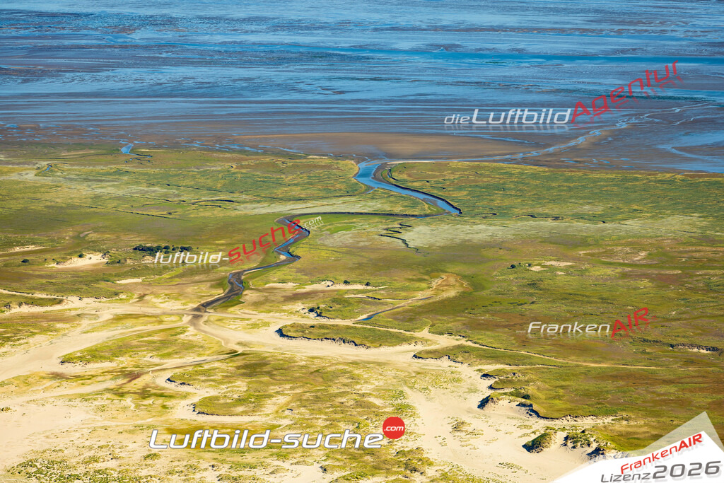 Aktuelles Luftbild von Priel Düne Watt Norderney - Die Luftaufnahme wurde 2022 mittels UL-Flugzeug erstellt ( keine Drohne ) - hochauflösende Kamera-Systeme von  Canon -Beste Qualität - Für grossformatige Ausdrucke geeignet. Die Geschenkidee !
