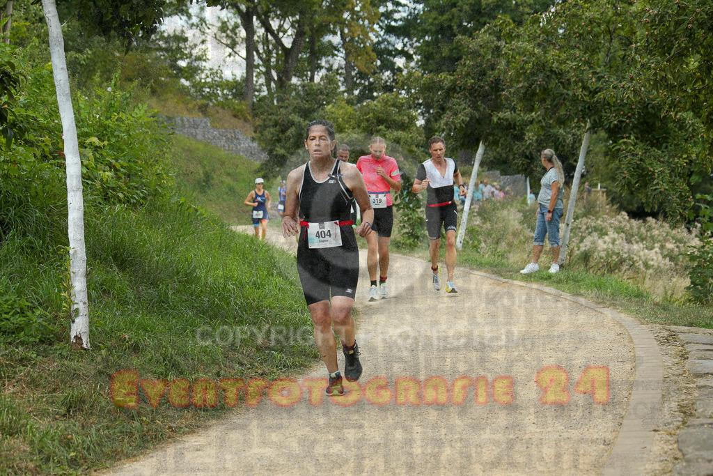 250824_1348_EX1_3731 | Sportfotografie im Rhein-Sieg Kreis, Köln, Bonn, NRW, Rheinland Pfalz, Hessen, etc. Unser Tätigkeitsfeld umfasst den Laufsport vom Volkslauf über den Marathon, Duathlon, Triathon bis zum Ultralauf wie Kölnpfad Ultra oder Schindertrail.