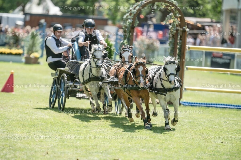 20230528_Jump-and-Drive_0171 | equistock