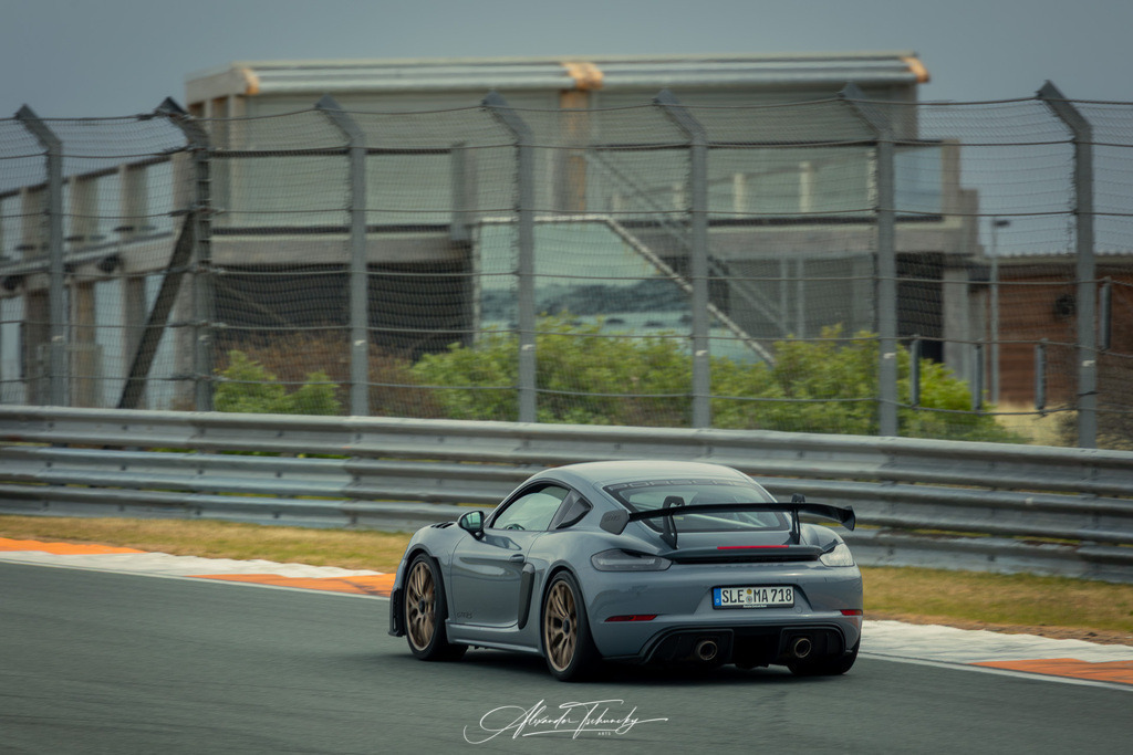 R6AT1476 _Alexander Tschuncky | Entdecken Sie die faszinierende Welt von Alexander Tschuncky Arts: Kreative Fotografie, atemberaubende Automobilkunst und hochwertiger Bilderdruck. Lassen Sie sich inspirieren! - Realisiert mit Pictrs.com