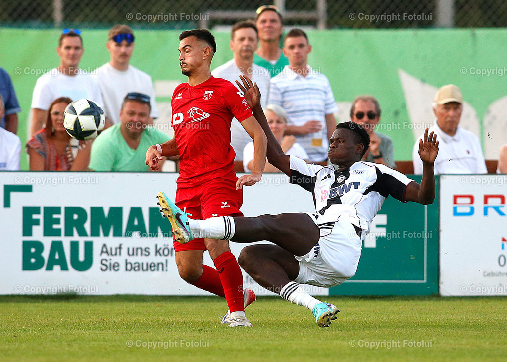 A_LUI_150825_20 | SPORT,FUSSBALL,REGIONALLIGA MITTE ASKOE OEDT-SPG LASK AMATEURE 15.08.2025 IM BILD :FILIP BRESKIC  (OEDT) UND ALPHA BALDE (LASK/AMATEURE) FOTO.FOTLUI