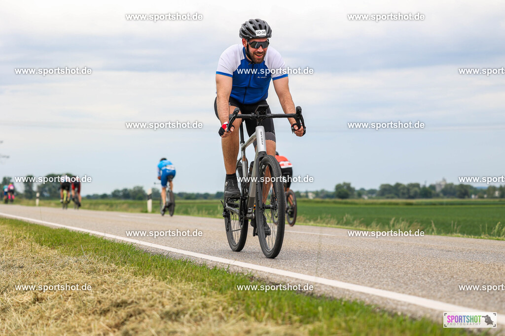 BR8A6154 | Stadttriathlon Erding 2025. #yourpictrs #sportshot_your_pictrs @Sportshotphotography #stadttriathlonerding Copyright: www.sportshot.de