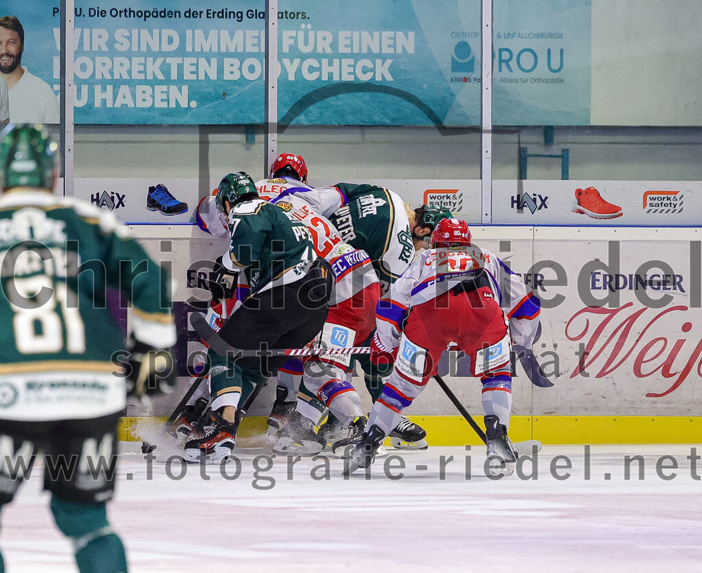 2025-09-14_055_TSV_Erding_gegen_EC_Peiting | Erding, Deutschland, 14.09.2025:Eishockey, Oberliga Süd 2025 / 2026, Testspiel, TSV Erding gegen EC Peiting, Endergebnis: 2:3Foto: Christian Riedel / fotografie-riedel.net