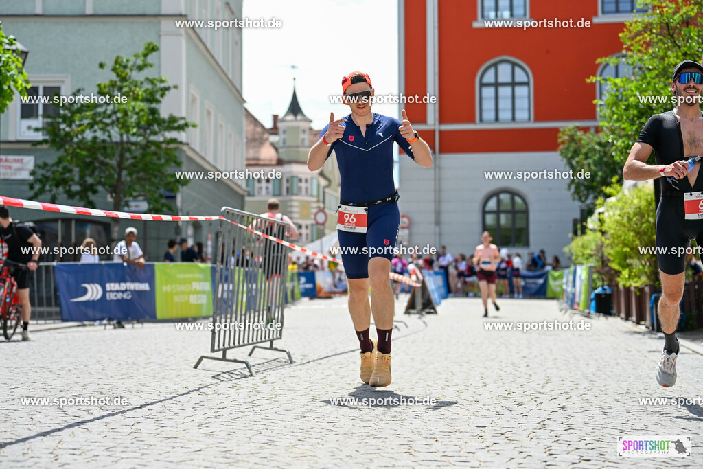SZI_6899 | Stadttriathlon Erding 2025. #yourpictrs #sportshot_your_pictrs @Sportshotphotography #stadttriathlonerding Copyright: www.sportshot.de