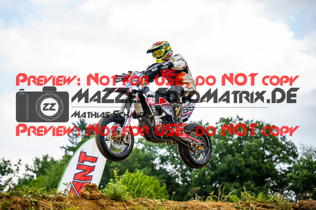 MaZZes_FotoMatrix_230702_0118 | UE40