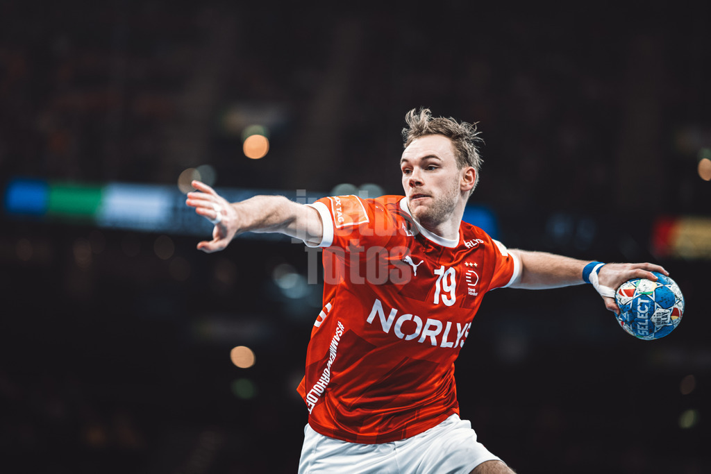 Handball | Herren | EHF EURO 2024 | European Championshop Men 2024 Final Tournament | Dänemark vs. Holland | 17.01.2024 | Mathias Gidsel (#19, Dänemark, DEN)