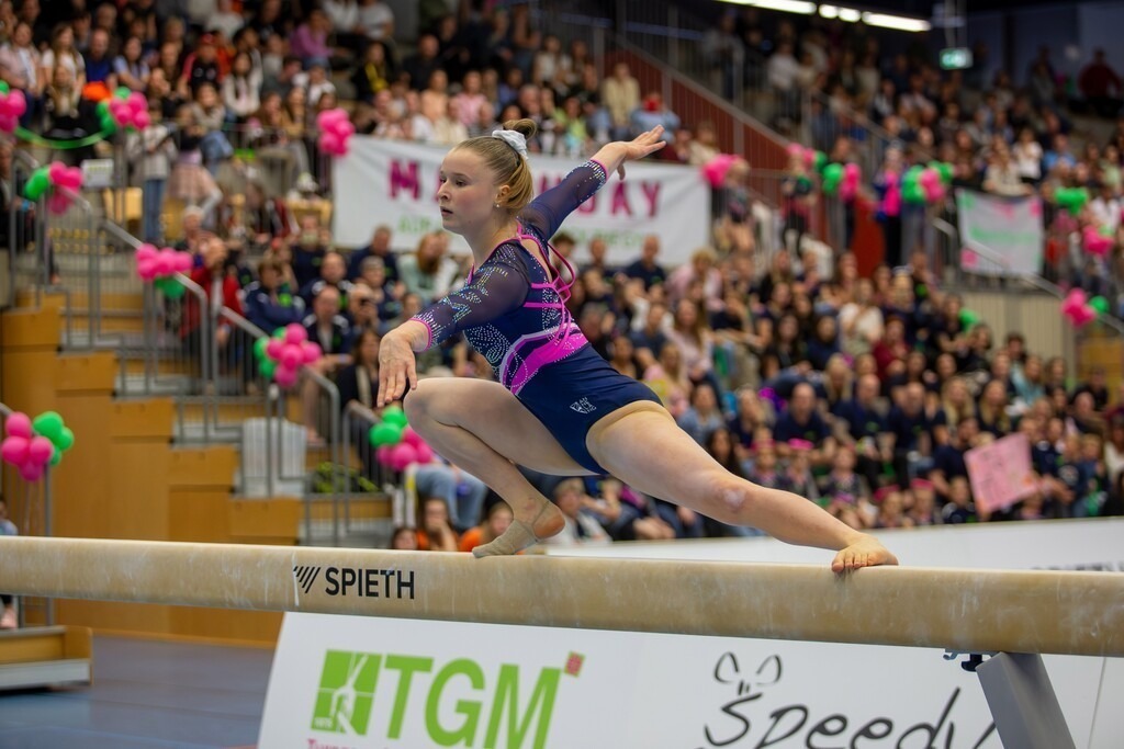 Deutsche Turnliga (Bundesliga) der Frauen, 1. Wettkampftag 2025 in Mannheim***Silja Stöhr (TG Mannheim) am Schwebebalken | Deutsche Turnliga (Bundesliga) der Frauen, 1. Wettkampftag 2025 in Mannheim***Silja Stöhr (TG Mannheim) am Schwebebalken - Realisiert mit Pictrs.com