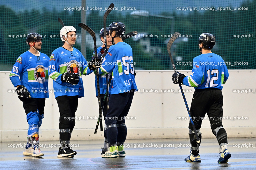 VAS Ballhockey Villach vs. ASKÖ Villach Ballhockey | #88 Ahammer Benjamin, #79 Bobnar Marco, #34 Prodinger Dominik, #53 Nindler Elias, #12 Malli Nicolas, Jubel ASKÖ Villach Mannschaft, VAS Ballhockey Villach vs. ASKÖ Villach Ballhockey, VAS Ballhockey Villach vs. ASKÖ Villach Ballhockey am 28.05.2025 in Villach (Alpen Arena ), Austria, (Photo by Bernd Stefan)