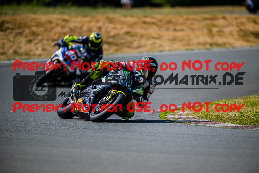 MaZZes_FotoMatrix_220724_4112 | PRO SUPERSTOCK