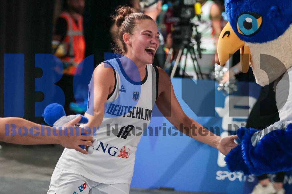 SES_RRG3x320250720-199 | bond - Realisiert mit Pictrs.com