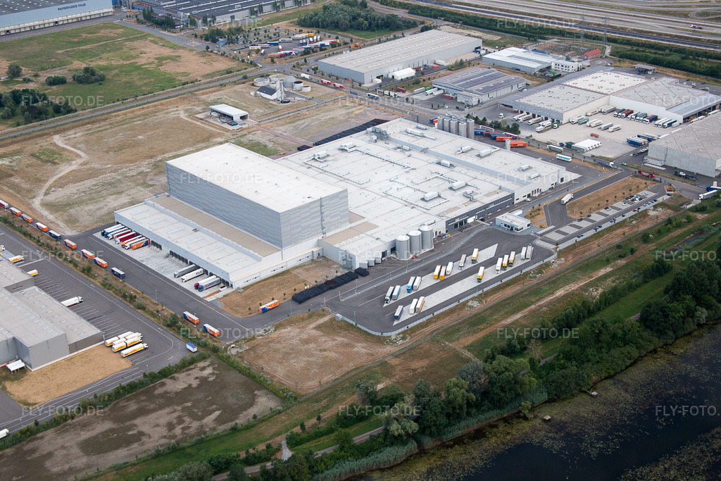 Luftbild: Wörth am Rhein, Industriegebiet Oberwald in Wörth am Rhein im Bundesland Rheinland-Pfalz in Deutschland. Foto: IMG_083734.jpg vom 24.07.2015 durch Werner Riehm/FLY-FOTO.de