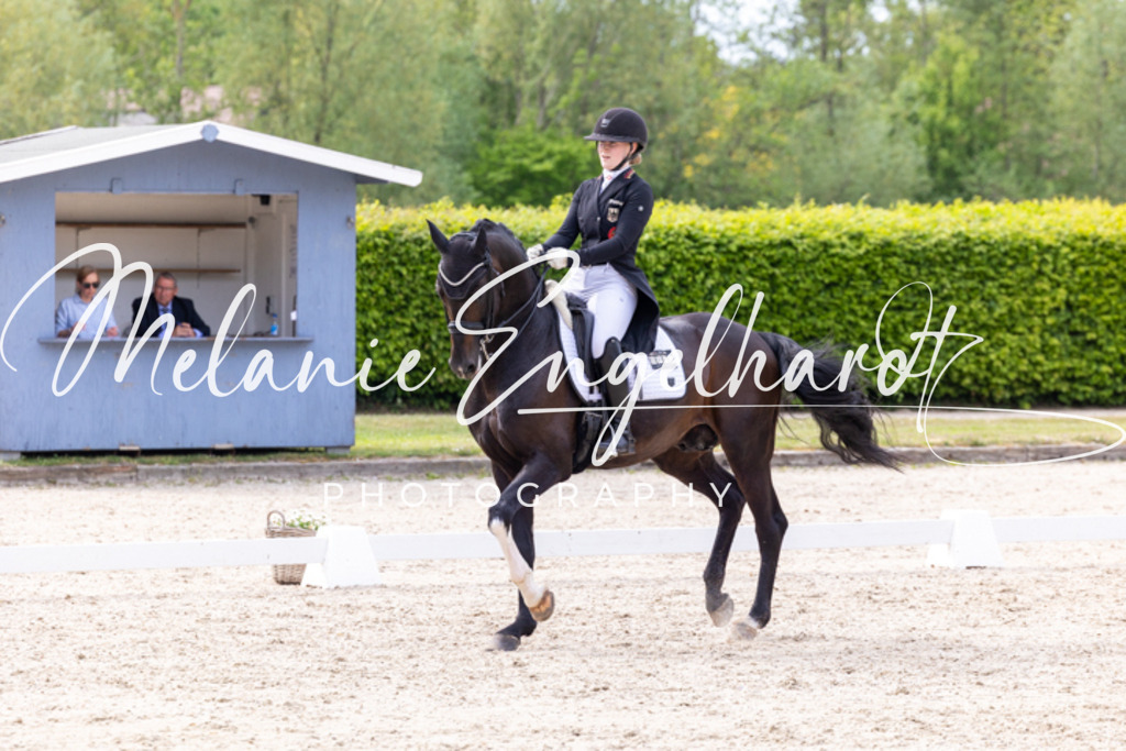 7I8A1376 | melanie-engelhardt-photography - Realisiert mit Pictrs.com