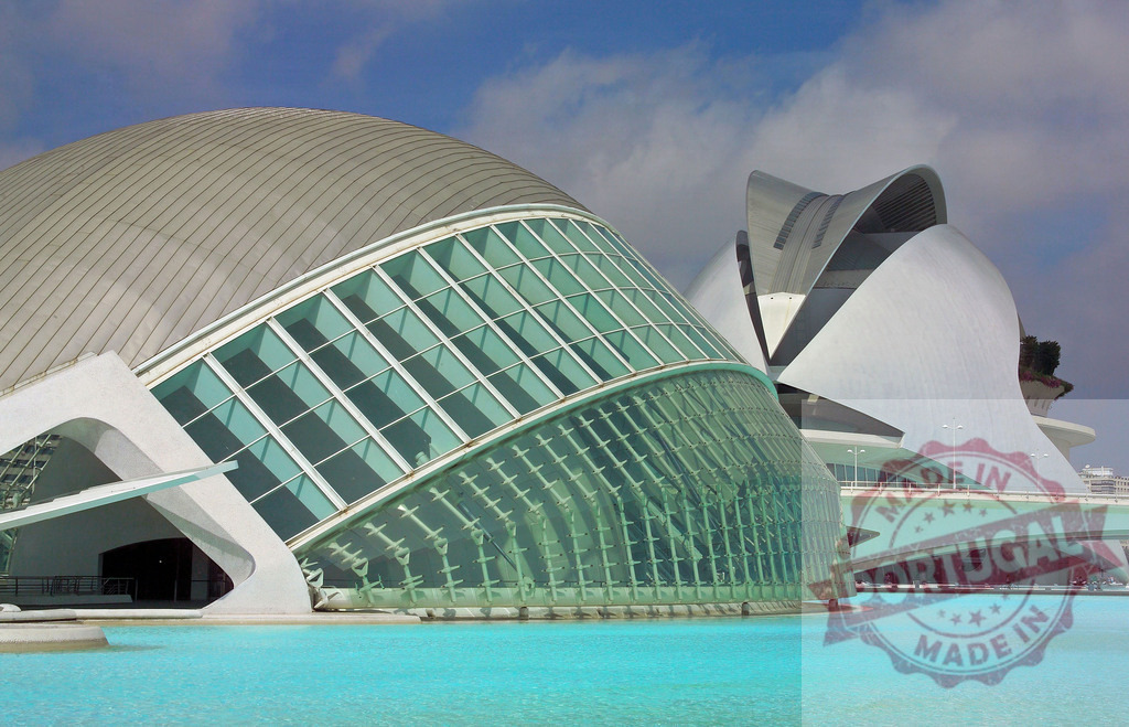 City of Arts and Sciences reflecting in turquoise water, Valencia, Spain | Futuristic architecture of the City of Arts and Sciences in Valencia, Spain, reflecting on the turquoise water surface - Realized with Pictrs.com