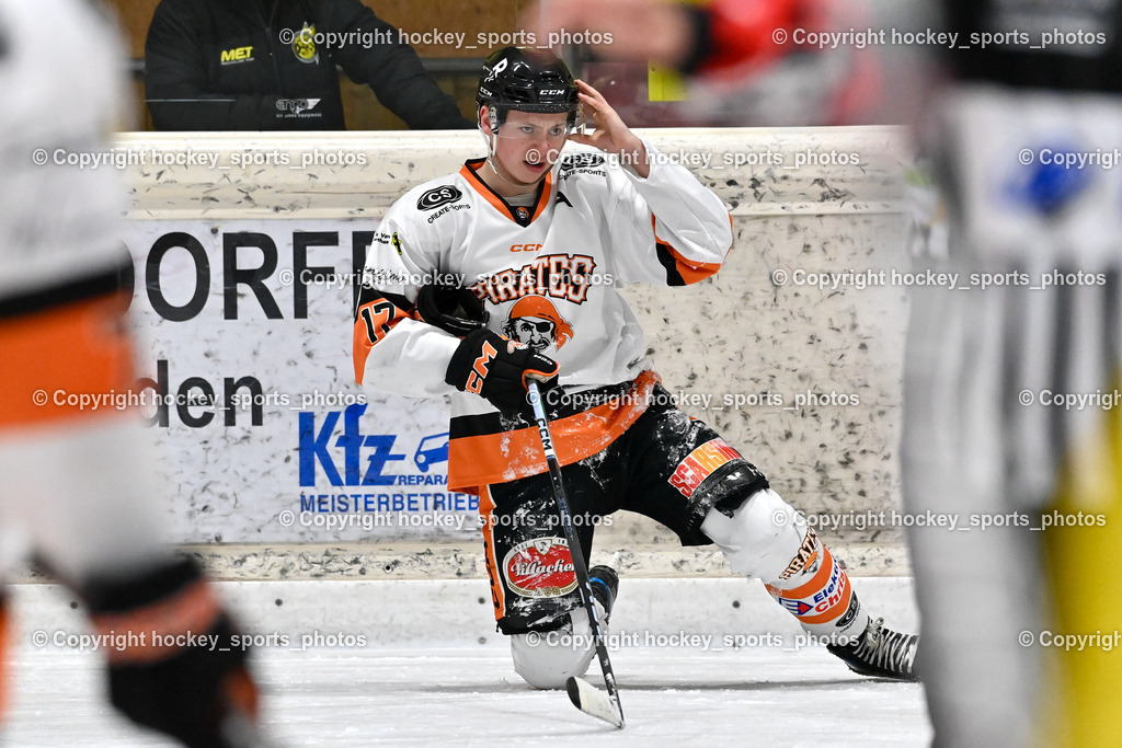 EC Hornets Spittal vs. USC Piraten Velden 18.2.2024 | #17 Hobitsch Samuel USC Velden, EC Hornets Spittal vs. USC Piraten Velden 18.2.2024, EC Hornets Spittal vs. USC Piraten Velden 18.2.2024 am 18.02.2024 in Spittal an der Drau (Eissportzentrum Spittal), Austria, (Photo by Bernd Stefan)
