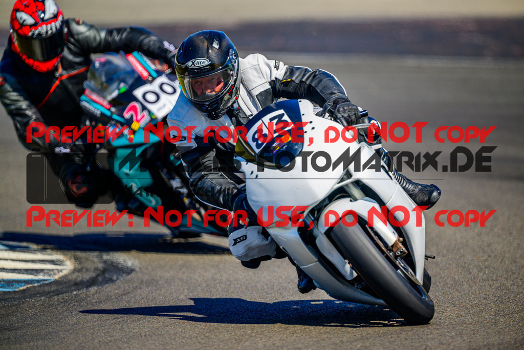 MaZZes_Fotomatrix_20250519_6007705_1597 | GELB