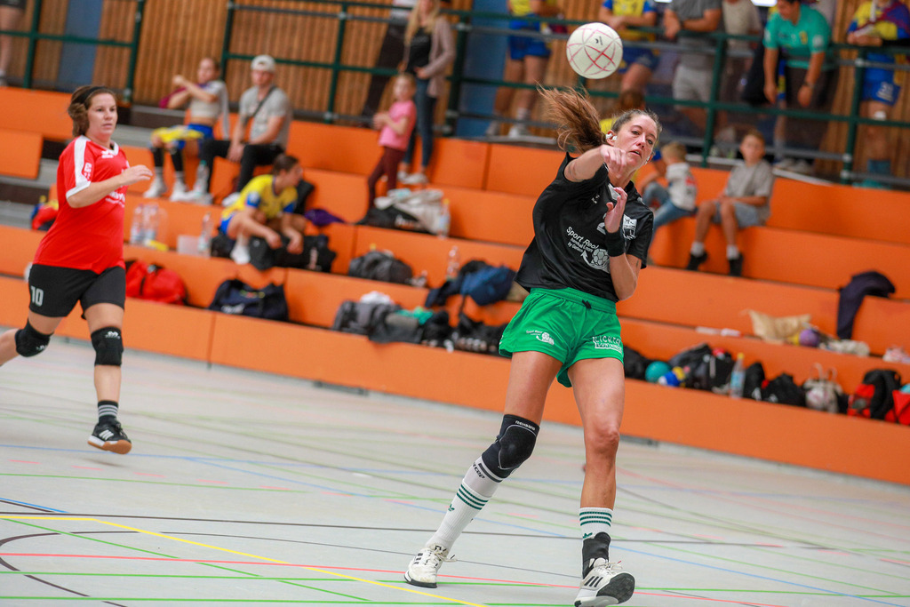 Rheinhausen-Lobberich_Plus_310825_053 | Bildergalerie von Sport-Ereignissen aber auch von weiteren spannenden Dingen - nicht nur vom Niederrhein. In Anlehnung an den bekannten Spruch von Hanns Dieter Hüsch heißt das Motto: "Niederrhein ist überall".  - Realisiert mit Pictrs.com