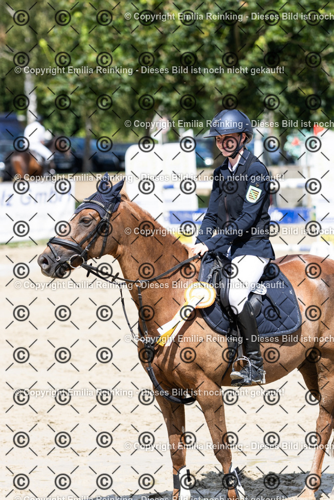 CL5A1022 | Emilia Reinking Fotografie - Realisiert mit Pictrs.com