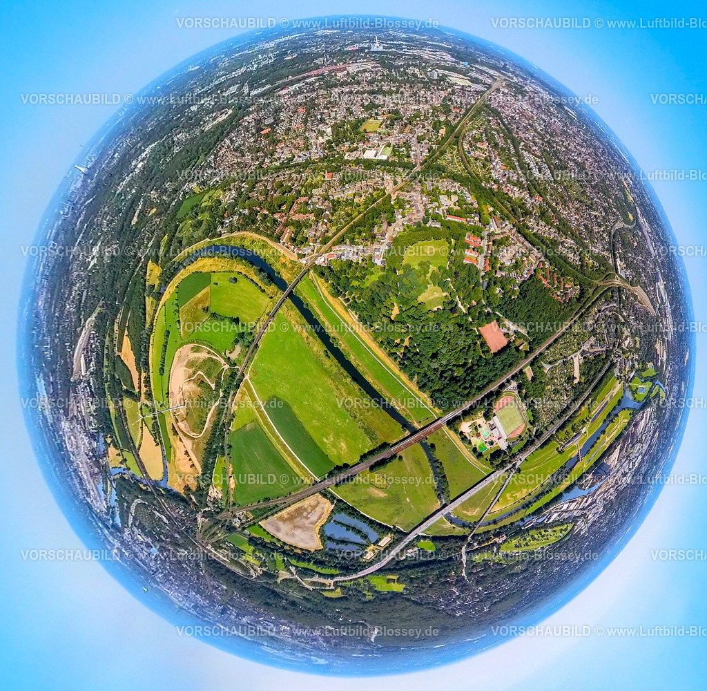 Oberhausen230790135_Alstede_Ruhrdeich | Luftbild, Styrumer Ruhrbogen, Alstede Ruhrdeich, Fluss Ruhr, Erdkugel, Fisheye Aufnahme, Fischaugen Aufnahme, 360 Grad Aufnahme, tiny world, Alstaden, Oberhausen, Ruhrgebiet, Nordrhein-Westfalen, Deutschland