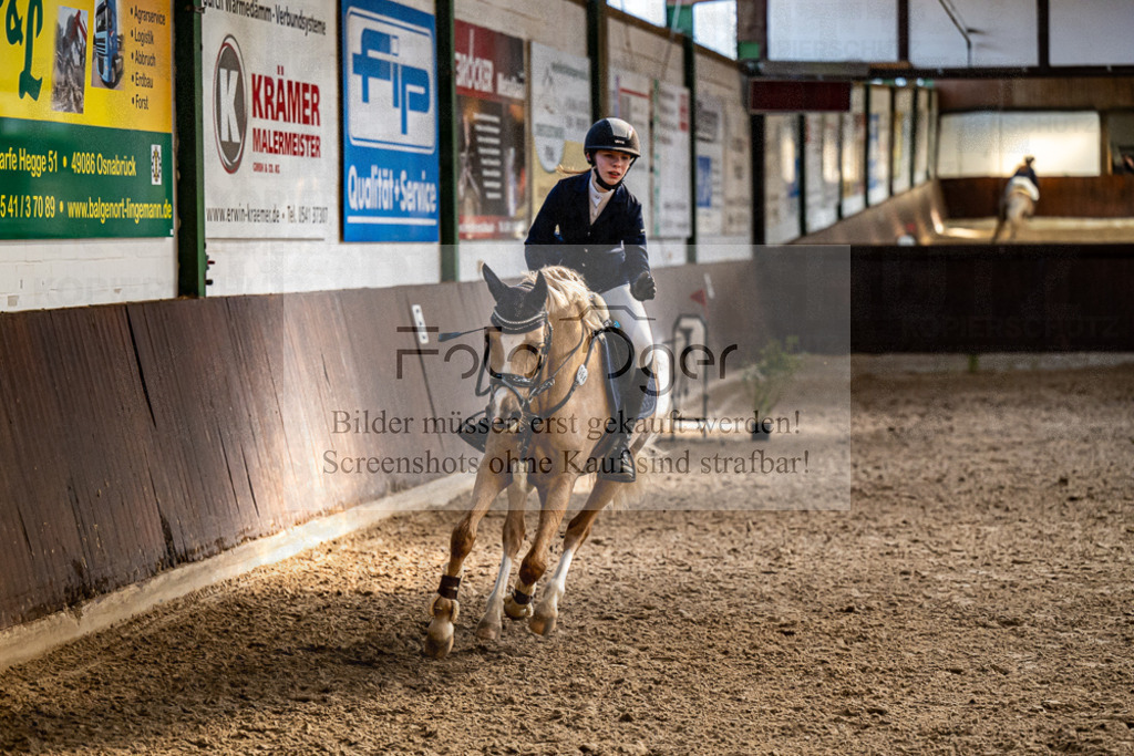 20240309-DOS_7435 | Entdecke hochwertige Reitturnierfotos von Foto Oger. Professionell, emotional und authentisch – jetzt Lieblingsmomente im Shop bestellen.Deutschlandweite Turnierfotografie. - Realisiert mit Pictrs.com