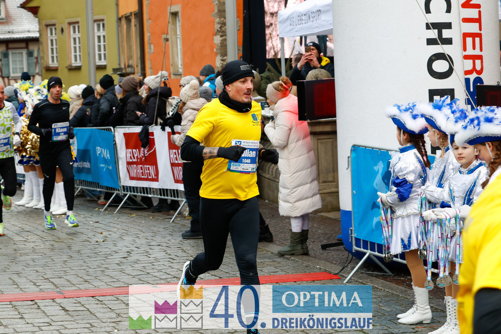 VR Bank Hauptlauf 10km | 40. Optima 3koenigslauf 2026 - Realisiert mit Pictrs.com