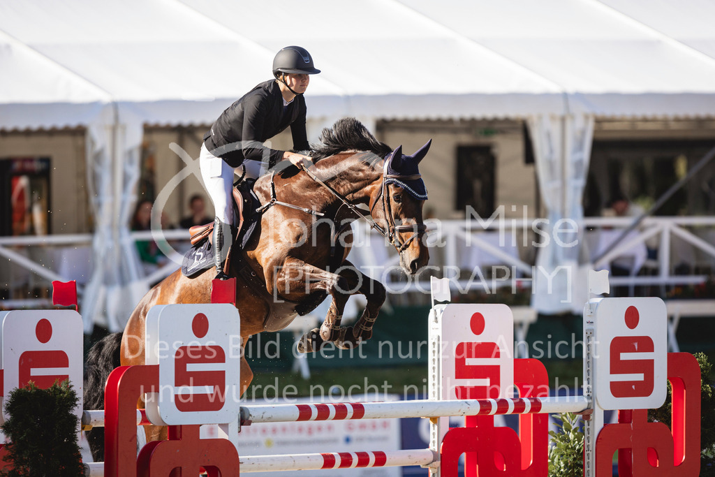 240714_BHO_M1-Spr-135 | Deine schönsten Turniermomente als professionelle Fotos! Entdecke hochwertige Pferdesport-Fotografie im Online-Shop. Jetzt Fotos finden & bestellen!