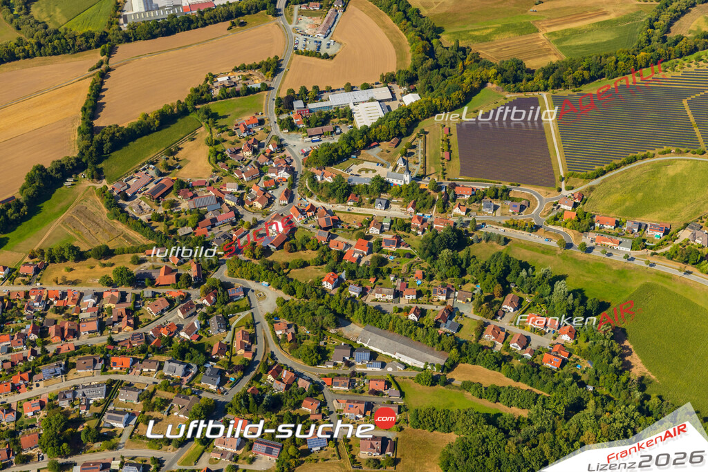 Geschenkidee Hummendorf bei Weißenbrunn -Die Luftbildaufnahme wurde 2025 vom UL-Flugzeug heraus erstellt ( keine Drohne ) - Hochauflösende Luftaufnahme -Nicht vergleichbar mit Google Maps oder Satelittenbilder- Die Geschenkidee !Mit Lizenz und Bildrechte bestellbar