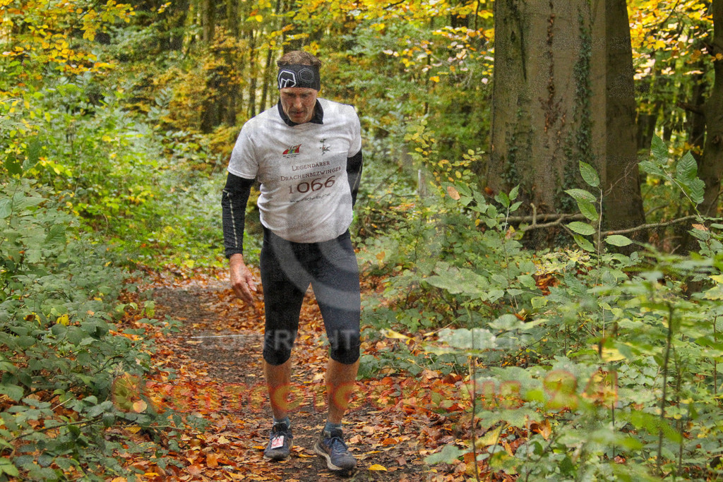 251026_1304_EV4_6461 | Sportfotografie im Rhein-Sieg Kreis, Köln, Bonn, NRW, Rheinland Pfalz, Hessen, etc. Unser Tätigkeitsfeld umfasst den Laufsport vom Volkslauf über den Marathon, Duathlon, Triathon bis zum Ultralauf wie Kölnpfad Ultra oder Schindertrail.