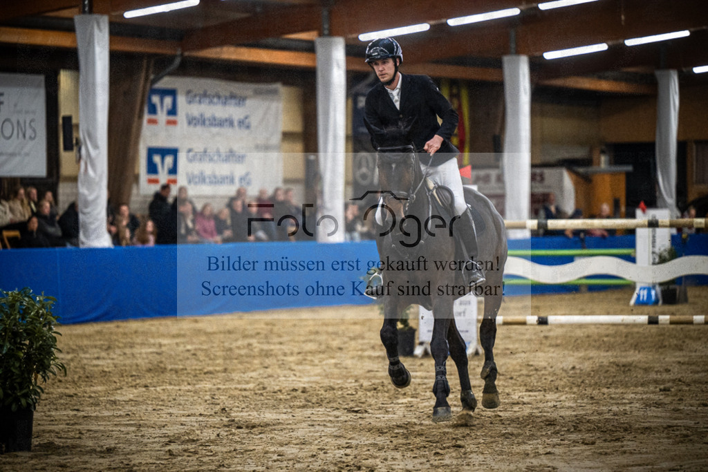 DOS_1701 | Entdecke hochwertige Reitturnierfotos von Foto Oger. Professionell, emotional und authentisch – jetzt Lieblingsmomente im Shop bestellen.Deutschlandweite Turnierfotografie. - Realisiert mit Pictrs.com