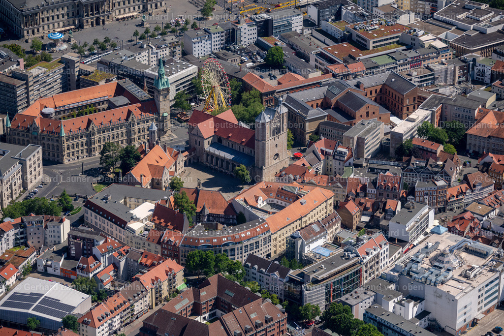 4036377 | Online-Shop für Luftbilder aus Deutschland. Seit über 45 Jahren baut Gerhard Launer das Luftbildarchiv mit unterschiedlichsten Themen stetig weiter aus.