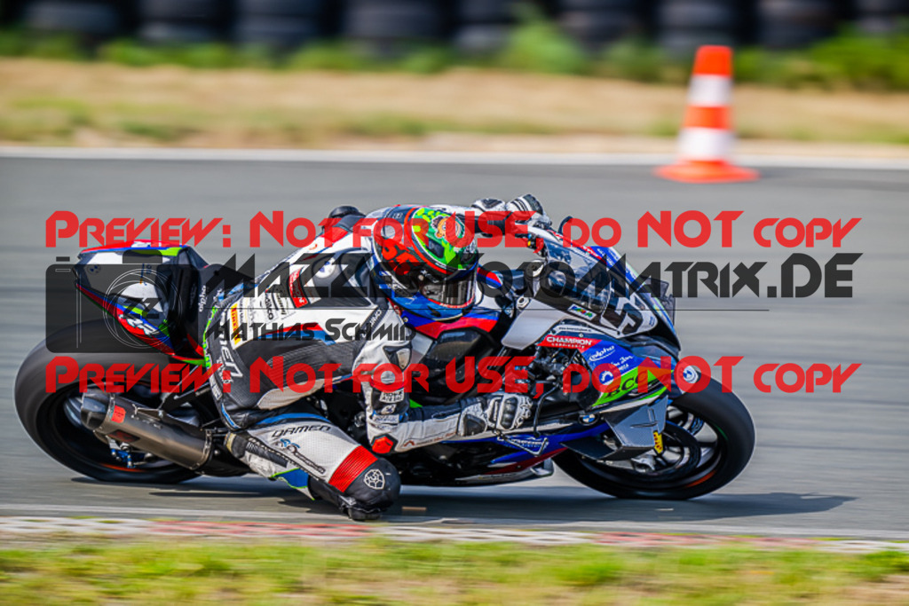 MaZZes_FotoMatrix_220722_7777 | IDM1000