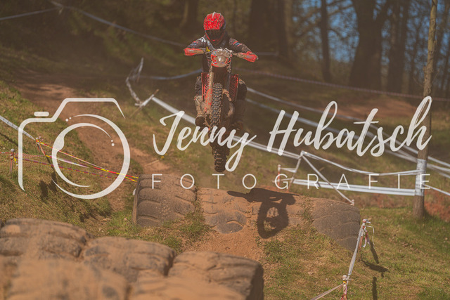 JHF.ECHT.4h.Samstag832 | jennyhubatsch-endurofotografie