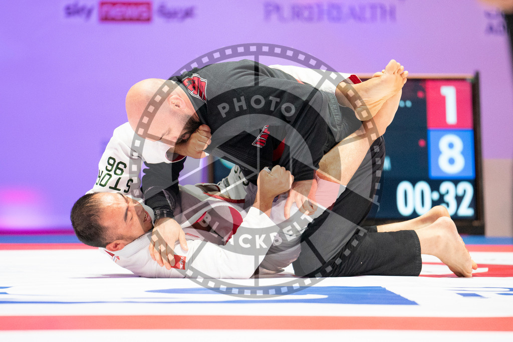 20231107PBB5820 | Fighters compete during the AJP World Master Championship in the Mubadala Arena in Abu Dhabi, Arab United Emirates, on November 7, 2023.