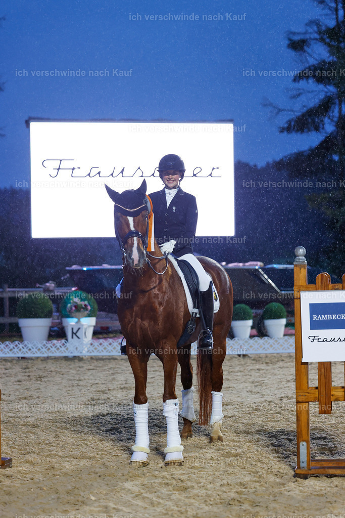 04_2-Siegerehrung-Dressur M__ -StoibPH-2896 | working equitationturnier fotograf videograf stoibphotography marixx film working equitation deutschland reitsport turnierfotografie eventfotografie equestrian events