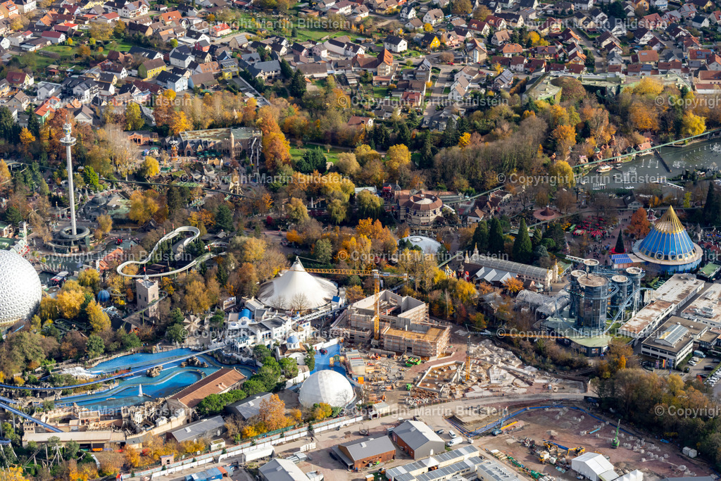 Rust Europapark mit Baustelle Erweiterung 22  | Europa Park Freizeitpark Mack Rust Ortenau 
Herbstbild 